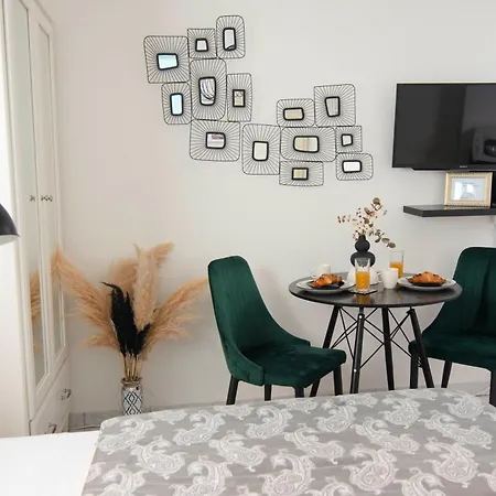 Apartament Old Town Manono *